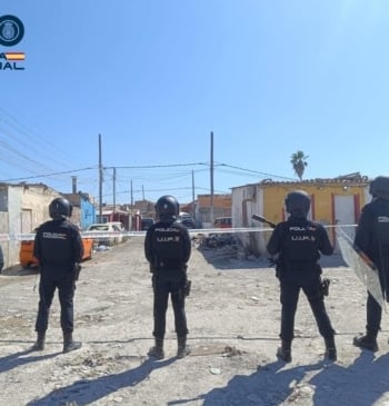 La Policía Nacional lleva a cabo un operativo antidrogas en Son Banya