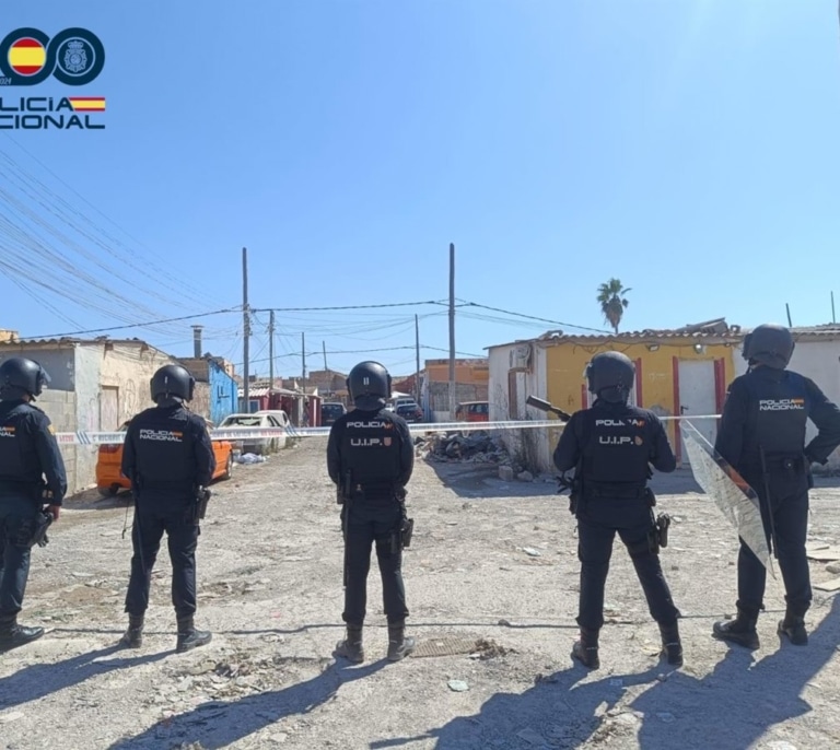 La Policía Nacional lleva a cabo un operativo antidrogas en Son Banya