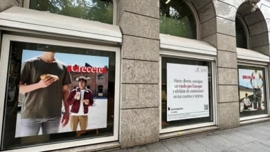 Kutxabank se lanza a crecer entre los clientes jóvenes con vuelos gratis a Europa