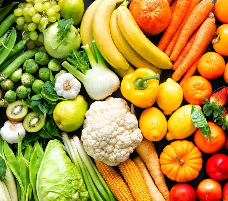 La fruta que deben comer los mayores de 60 años para cuidar la salud intestinal