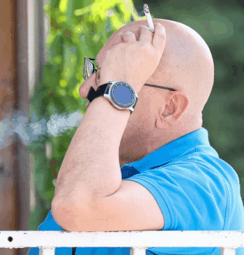 Dejar de fumar a cualquier edad reduce el riesgo de demencia: "Nunca [...]