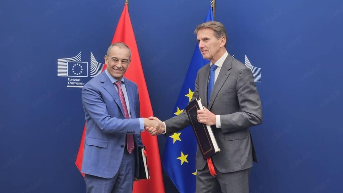 La UE y Marruecos firman el acuerdo agrícola negociado en secreto que Rabat vende como un apoyo al 'Sáhara marroquí'