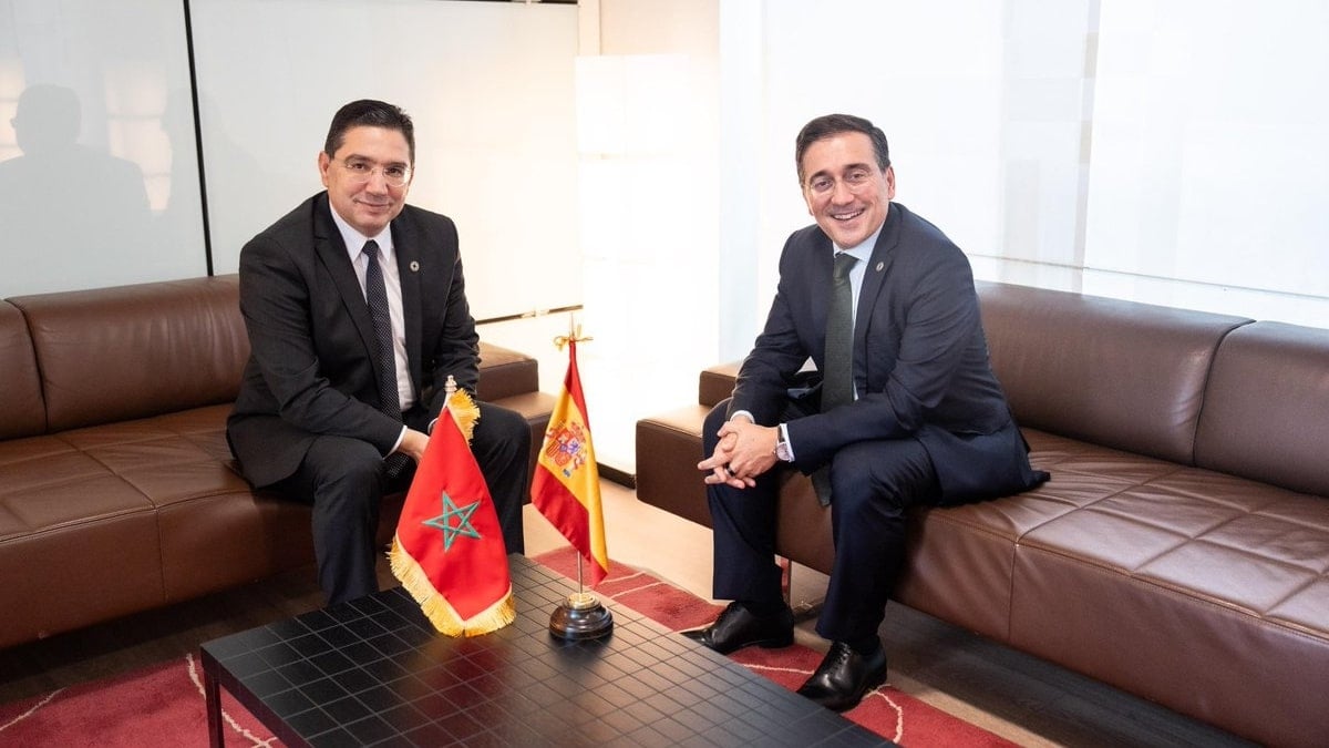 Albares se reúne con su homólogo marroquí en París en la antesala de la votación sobre el Sáhara del Consejo de Seguridad de la ONU