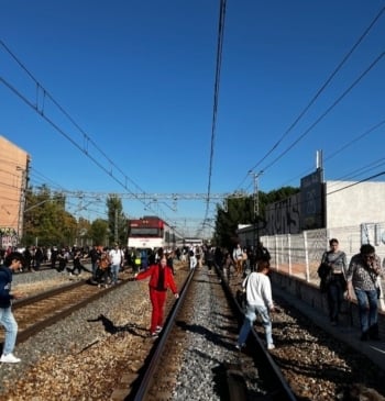 Seis heridos tras el descarrilamiento de un tren de Cercanías en San [...]