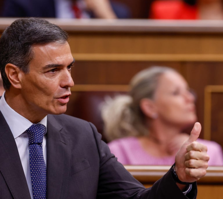 Socios de primera y de segunda: Sánchez irrita a su izquierda al priorizar a Junts para los Presupuestos