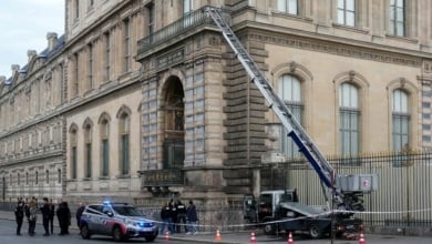 La empresa alemana de montacargas que 'presume' del robo del Louvre: "También los profesionales del crimen confían en los mejores equipos"