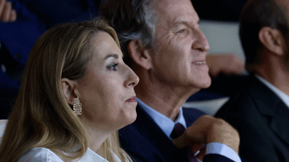 La presidenta de la Junta de Extremadura, María Guardiola, y el líder del Partido Popular, Alberto Núñez Feijóo, este lunes en Madrid en la entrega de los XXIV premios Autónomo del Año.