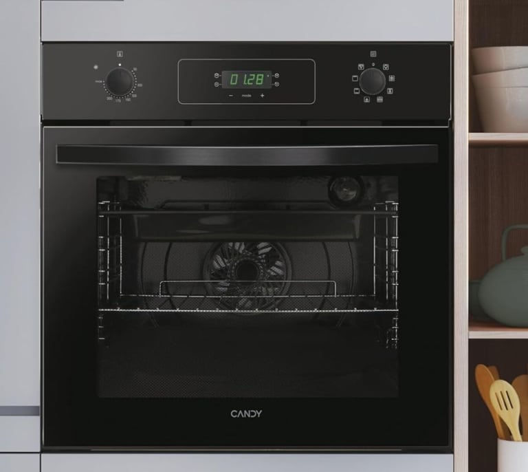 Que ninguna receta se te resista con el horno multifunción Candy que está tirado de precio en Amazon