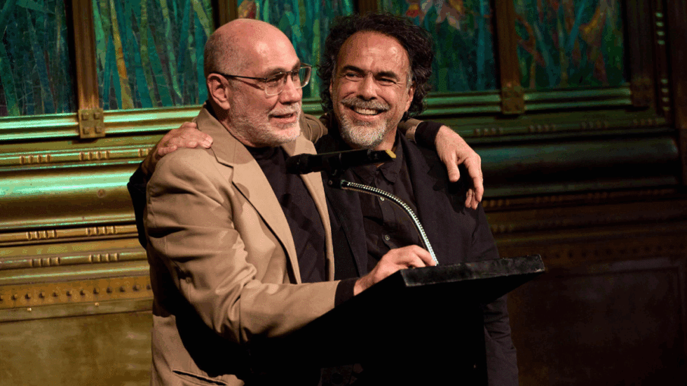 Iñárritu y Arriaga se reconcilian en el 25 aniversario de 'Amores perros': "Siempre fuimos hermanos"