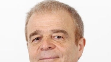 El socialista Javier de Paz ganó 10 millones en los 18 años que ha estado en el Consejo de Telefónica