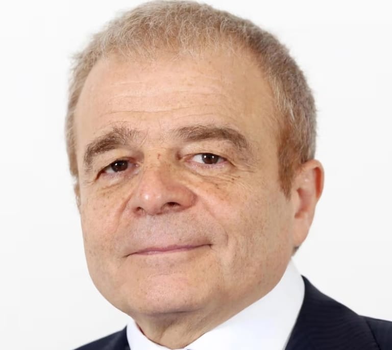 El socialista Javier de Paz ganó 10 millones en los 18 años que ha estado en el Consejo de Telefónica