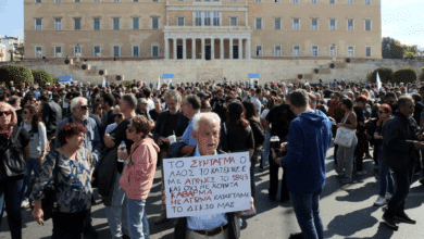 Grecia aprueba hoy la jornada laboral máxima de 13 horas: "Volvemos al siglo XIX"