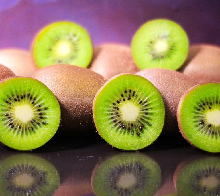 Estreñimiento: por qué el kiwi y el pan de centeno son mejores que la fibra