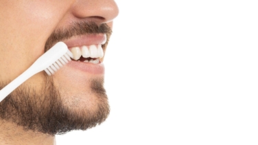 ¿Cuántas veces al día hay que cepillarse los dientes? Esto dicen los expertos