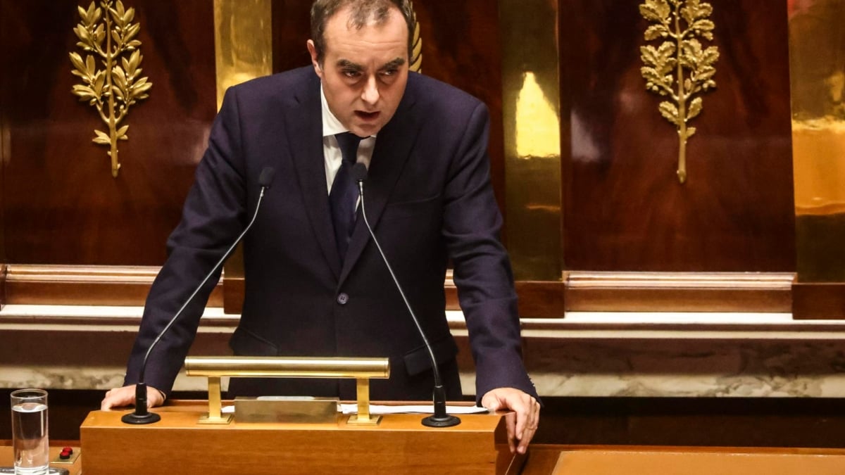 Lecornu propone suspender la reforma de las pensiones hasta las presidenciales para atraer a los socialistas