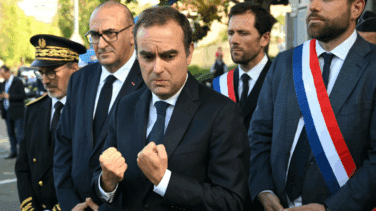 Macron y Lecornu presentan un nuevo gabinete de perfil técnico y sin Valls en Ultramar