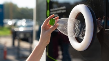 ¿Qué son las máquinas expendedoras inversas y cuánto dinero se puede ganar?