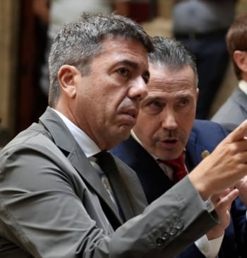 La comisión de la dana en el Congreso cita a Carlos Mazón [...]
