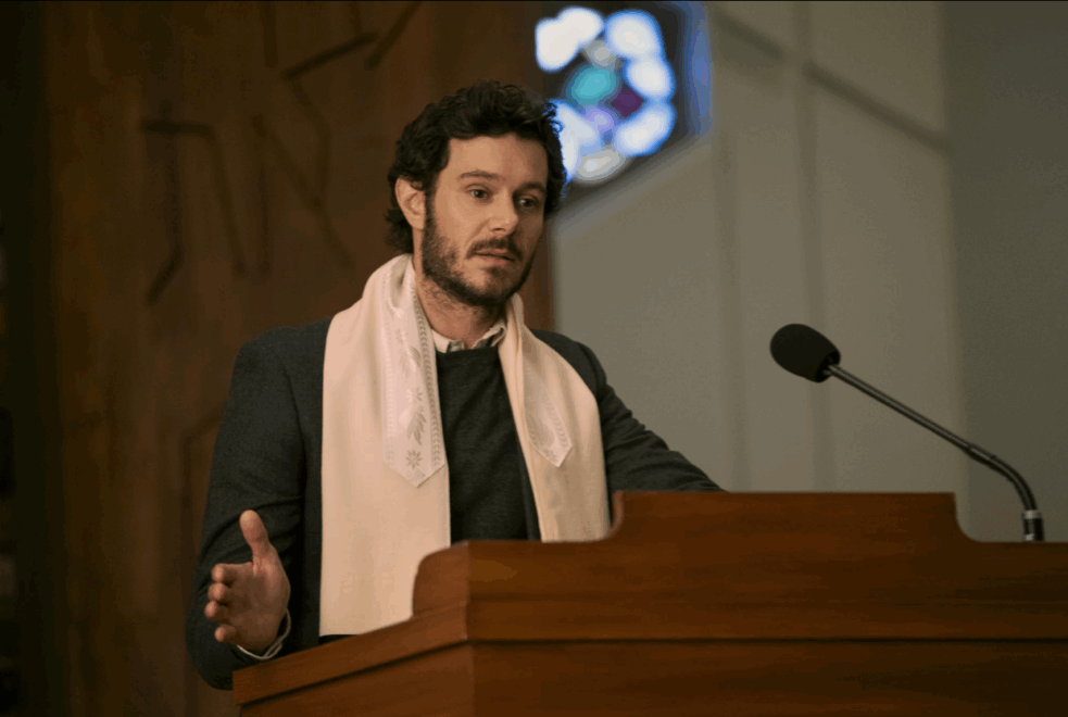 Noah (Adam Brody) en 'Nadie quiere esto'