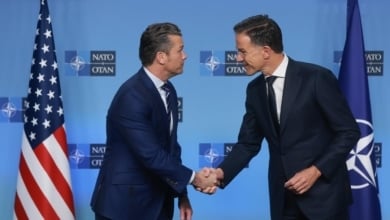 España da más motivos para irritar a Trump: se resiste a adquirir armamento a EEUU para Ucrania