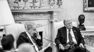 Trump firma una orden ejecutiva que blinda a Qatar frente a Israel: "Cualquier ataque contra Qatar es un ataque contra EEUU"