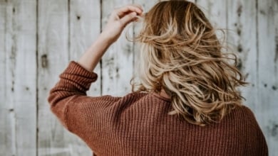 Los hábitos más comunes que están destruyendo tu pelo