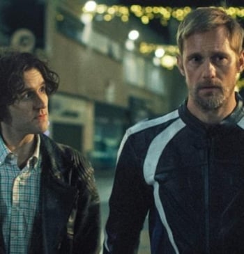 Alexander Skarsgård y Harry Melling llevan el BDSM al límite en 'Pillion'