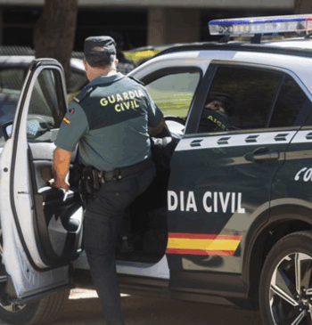 Cinco mujeres heridas en una colisión entre dos vehículos en la LR-123, [...]