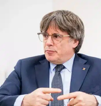Puigdemont consigue el apoyo unánime de su ejecutiva para romper con el [...]