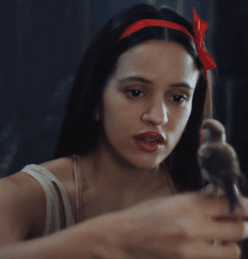 Una Rosalía lírica y de cuento lo arriesga todo con 'Berghain'
