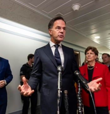 Rutte replica a Sánchez: "España no puede cumplir con la OTAN y [...]