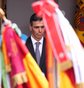 12-O: Sánchez bajo bandera pirata
