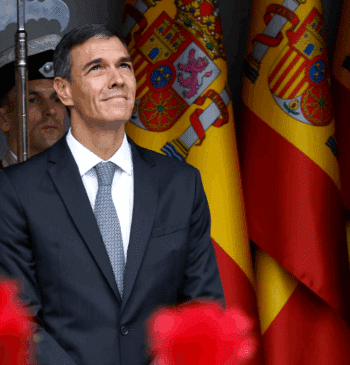 Pitada 'amortiguada' a Sánchez, que ha llegado in extremis para recibir a [...]