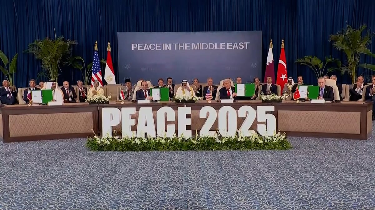 El 'show' de Trump en Sharm el Sheij: “Nunca hubo un acuerdo como éste; evitará una III Guerra Mundial”