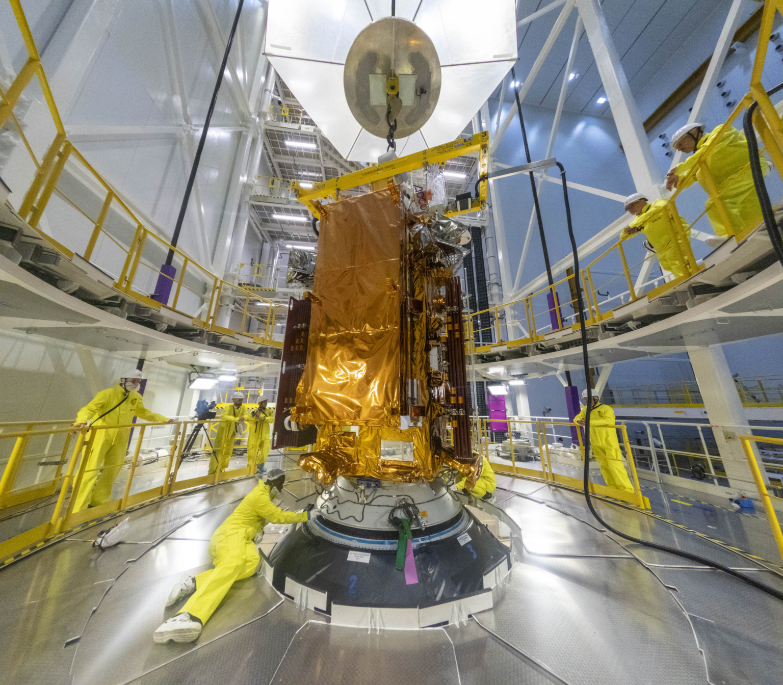 Sentinel 1-D, un 'ojo' en el espacio con tecnología española capaz de ...