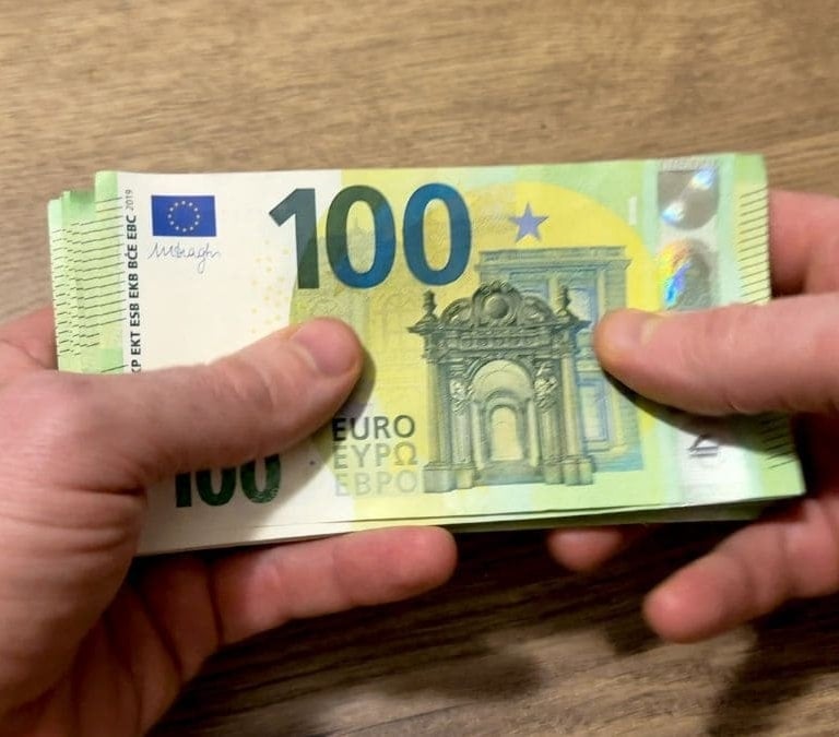 El requisito del SEPE para cobrar el paro mientras se trabaja a media jornada