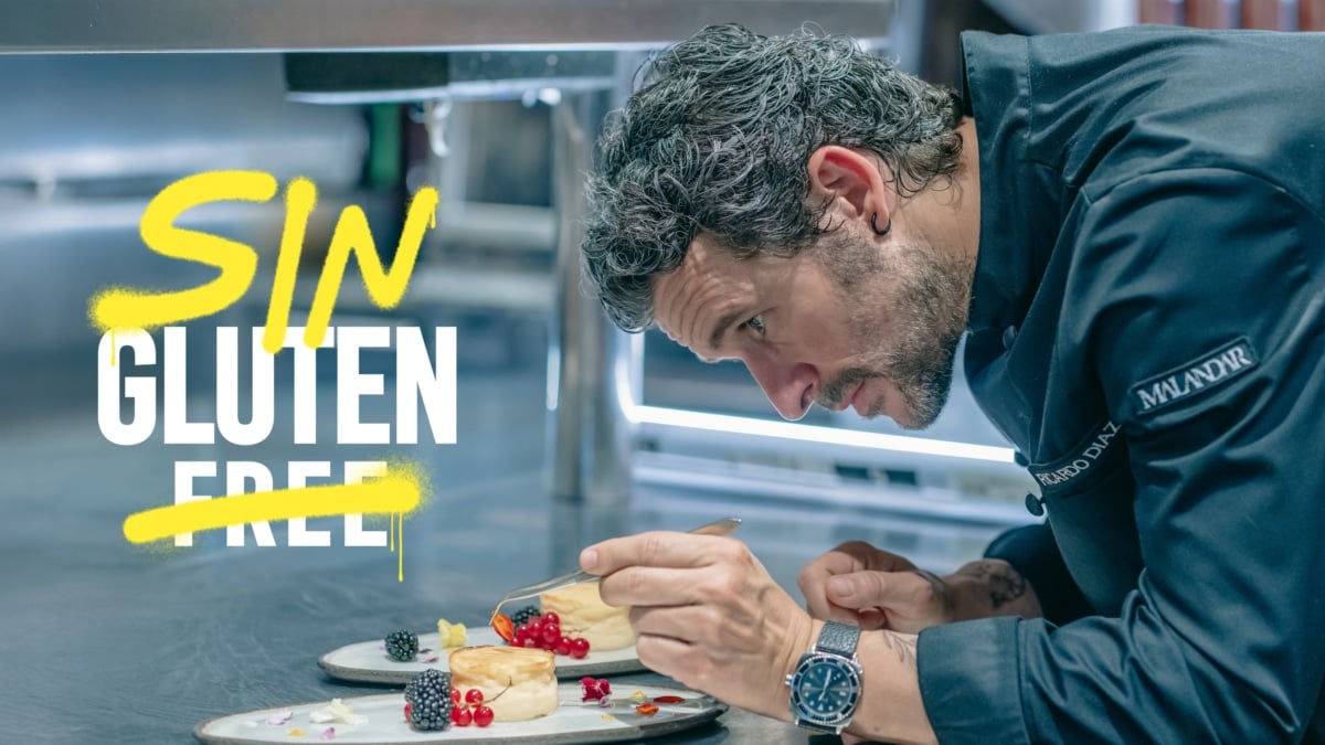 Diego Martín es el protagonista de la serie de RTVE y Prime Video 'Sin gluten'