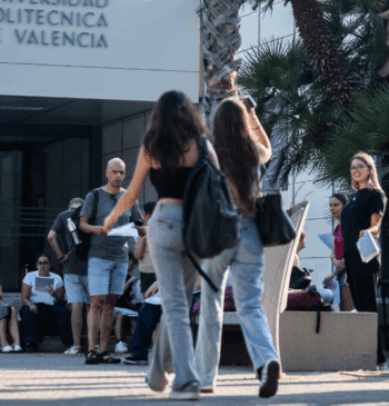 El estrés entre los universitarios agrava los pensamientos suicidas