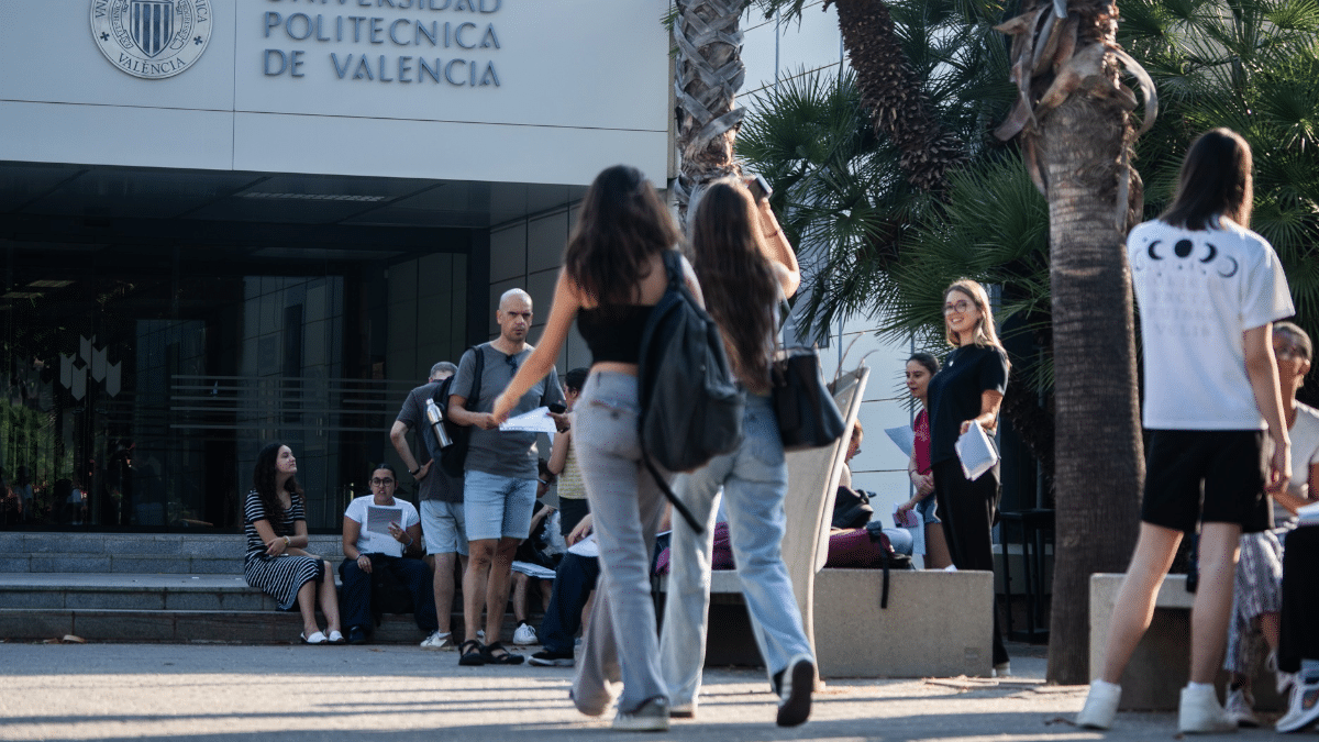 El estrés entre los universitarios agrava los pensamientos suicidas