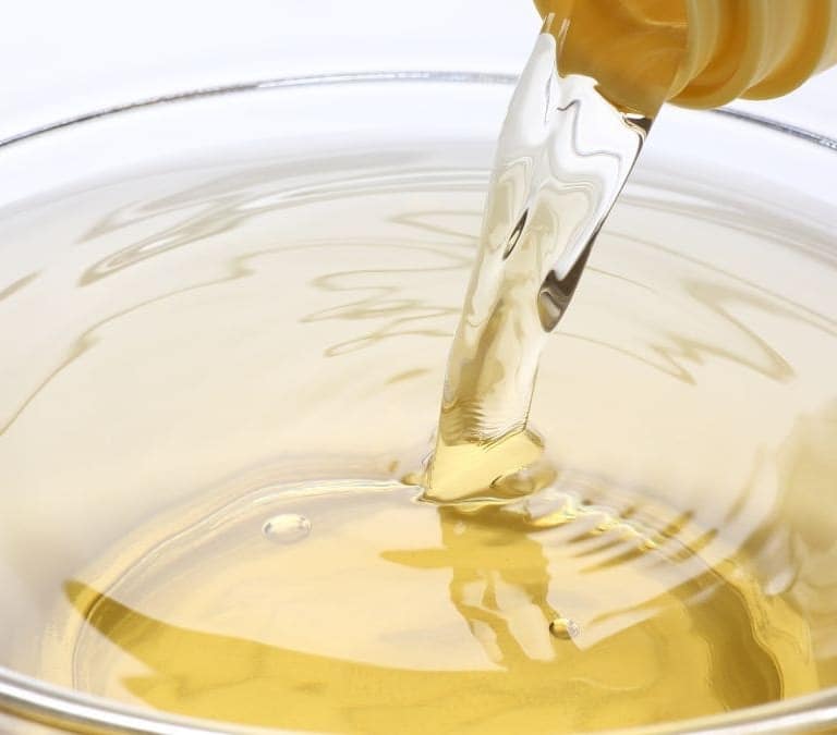 Esta es la diferencia que casi nadie conoce entre el vinagre de limpieza y el de cocina