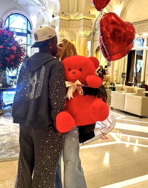 Historia de Instagram de Vinícius Júnior y Virginia Fonseca