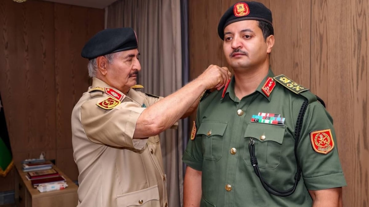 El régimen de Bengasi fía su relación con España al futuro judicial de la mano derecha del general Haftar