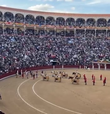 Así sonó el himno de España en Las Ventas en la corrida [...]