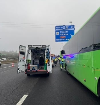 Accidente múltiple en Villalba entre un autobús, un camión y una furgoneta [...]