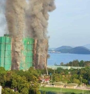 Un incendio en varios edificios de Hong Kong deja 55 muertos y [...]