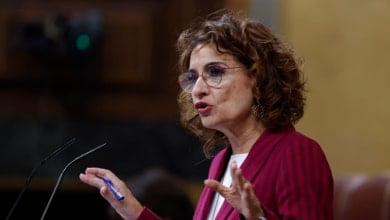 Junts escenifica la ruptura y tumba con PP y Vox la senda de déficit del Gobierno