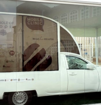 Israel impide el acceso a Gaza del papamóvil de Francisco transformado en [...]