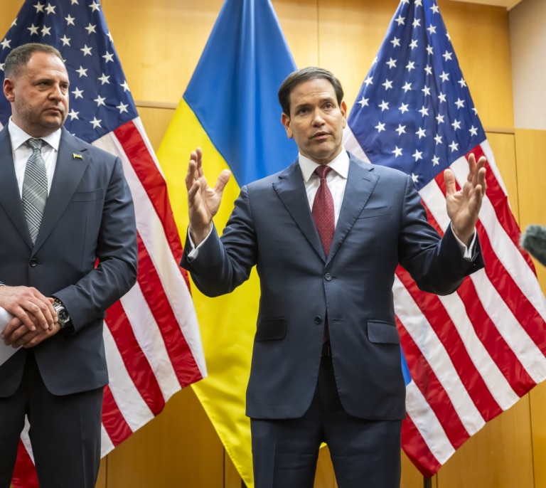 Zelenski afirma que se siente escuchado por EEUU y Marco Rubio augura que "llegaremos a un acuerdo"