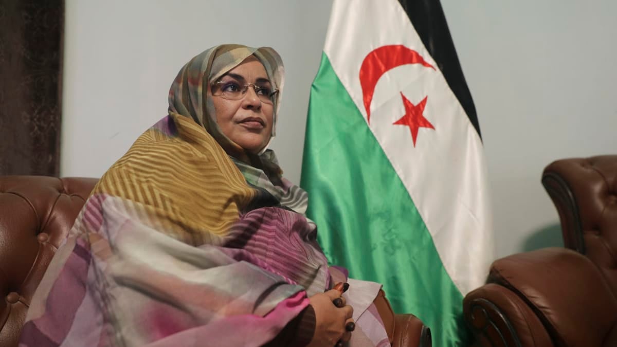 Cuando España "vendió" a los saharauis: "Fue un acuerdo de trueque"