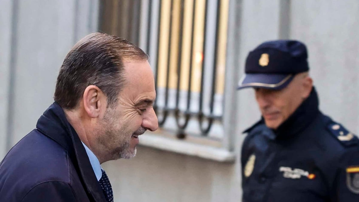 José Luis Ábalos entra en el Supremo.